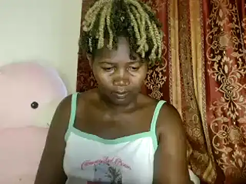 Snapshot of Sexxy_pretty24 chatting on 02/08/25, 03:41 Sexxy pretty24 online show from 02/08/25, 03:41