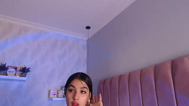 LeenaBrown online show from 09/23/25, 12:41