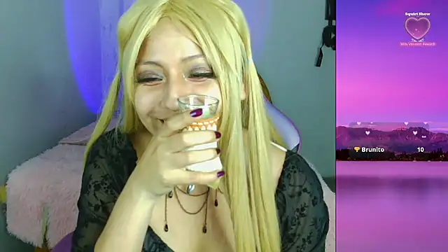 Snapshot of PurpleHaze17 chatting on 12/05/24, 05:26 PurpleHaze17 online show from 12/05/24, 05:26