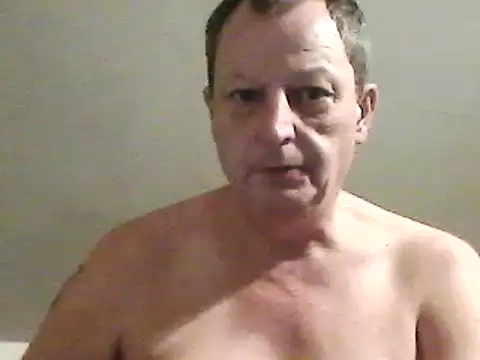 Snapshot of chubbybear2cum chatting on 02/01/25, 04:24 chubbybear2cum online show from 02/01/25, 04:24
