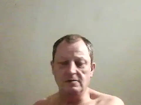 Snapshot of chubbybear2cum chatting on 02/02/25, 04:05 chubbybear2cum online show from 02/02/25, 04:05