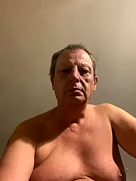 chubbybear2cum online show from 10/18/25, 03:20