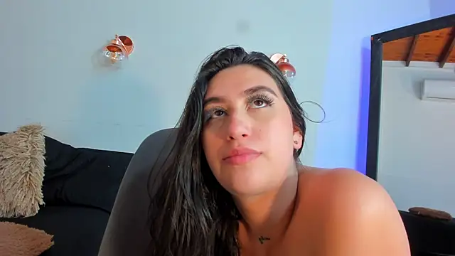 Snapshot of AlissPrince chatting on 01/07/25, 05:09 AlissPrince online show from 01/07/25, 05:09