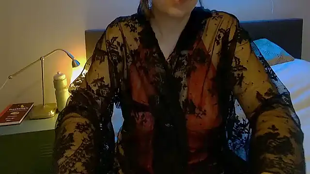 Ella Next Door online show from 01/12/25, 09:19