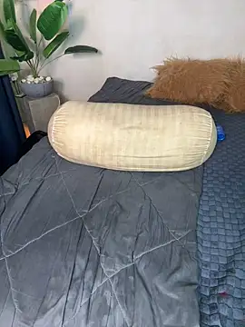 Cinderella-98 online show from 02/17/25, 06:26