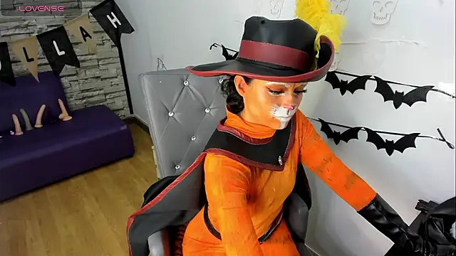 mapelove online show from 10/31/25, 02:29