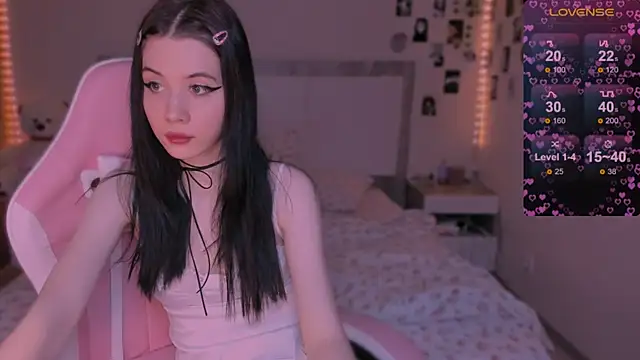 CoddleWeeper  online show from 12/12/24, 11:18