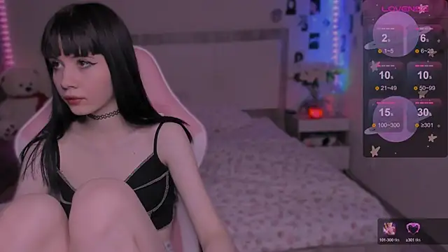 CoddleWeeper  online show from 02/04/25, 10:32