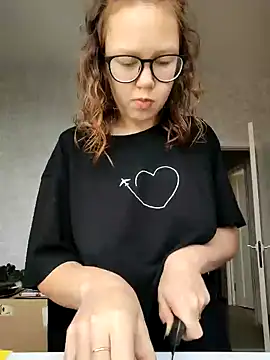 Snapshot of _AnMiss_ chatting on 10/16/25, 08:48 AnMiss online show from 10/16/25, 08:48