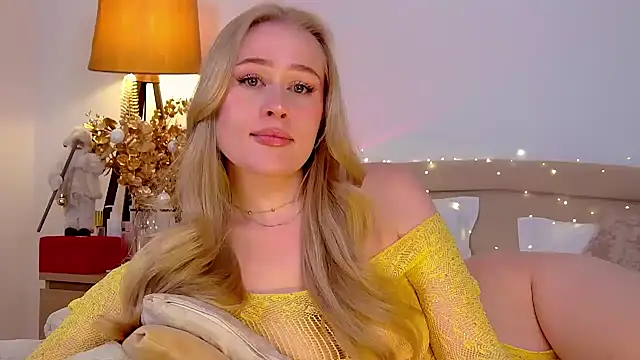 JuliaJaee online show from 01/13/25, 01:23