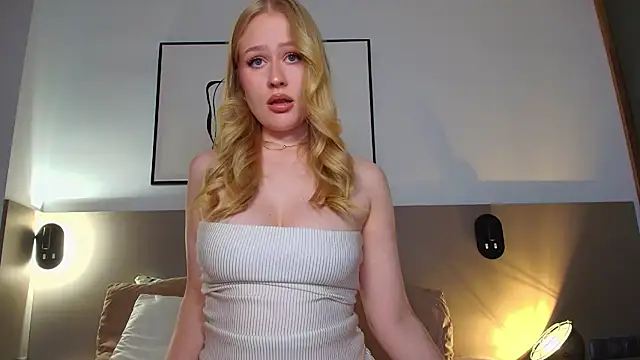 JuliaJaee online show from 09/26/25, 04:00