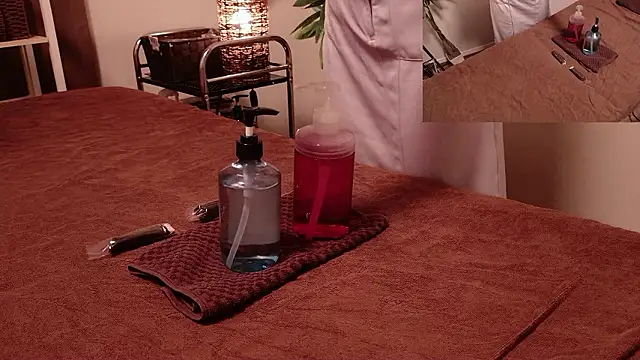 ManaMi-maru online show from 10/12/25, 12:37