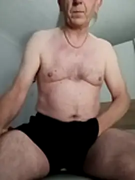 Snapshot of mr_english50 chatting on 11/12/25, 10:30 mr english50 online show from 11/12/25, 10:30