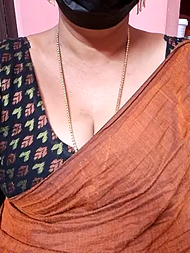 ananya956 online show from 10/05/25, 09:02