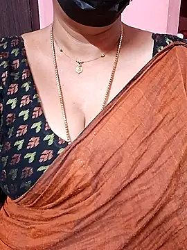 ananya956 online show from 10/26/25, 01:22