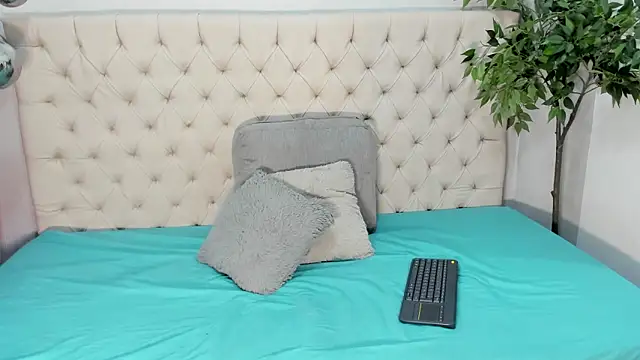 Victoria Coleman online show from 01/07/25, 11:48