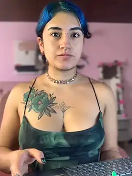 Snapshot of Lilith_Pink chatting on 02/02/25, 02:24 Lilith Pink online show from 02/02/25, 02:24