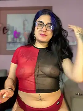 Snapshot of Lilith_Pink chatting on 02/18/25, 05:20 Lilith Pink online show from 02/18/25, 05:20