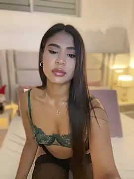 HaileyBaldwin online show from 12/13/24, 04:43