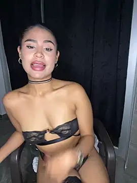 HaileyBaldwin online show from 12/27/24, 02:47