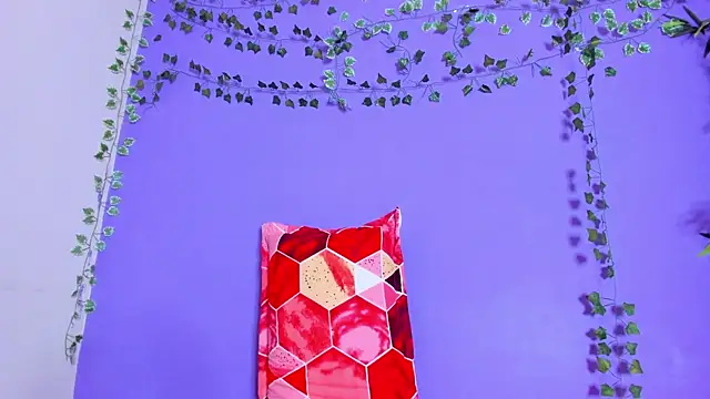 Snapshot of scarlet-jonesx chatting on 02/24/25, 04:27 scarlet-jonesx online show from 02/24/25, 04:27