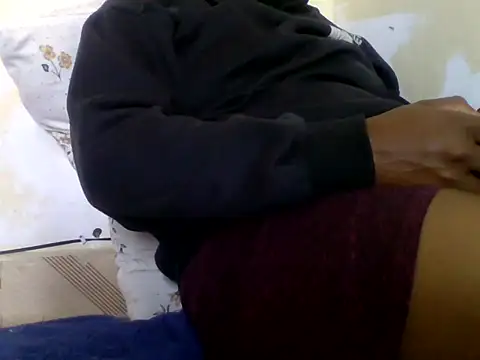 Snapshot of Hot-zeenah chatting on 11/07/25, 07:52 Hot-zeenah online show from 11/07/25, 07:52