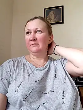 blondyaguar online show from 12/21/24, 08:39