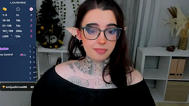 Dixi Pixi  online show from 12/30/24, 01:47