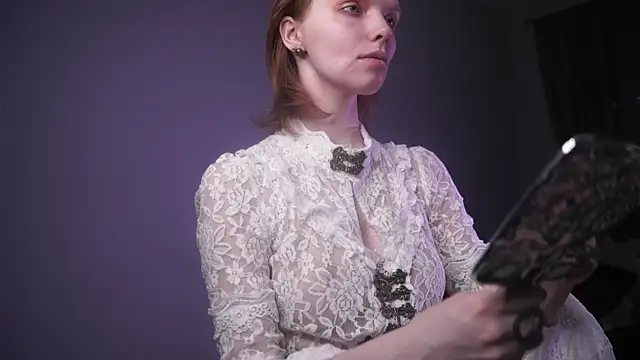 Snapshot of ginger_hugs chatting on 10/05/25, 10:07 ginger hugs online show from 10/05/25, 10:07