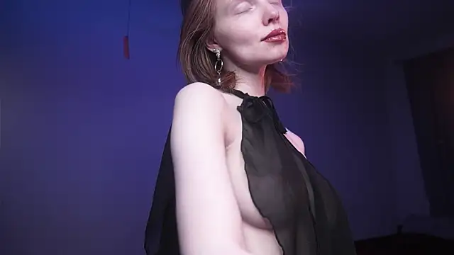 Snapshot of ginger_hugs chatting on 11/14/25, 10:07 ginger hugs online show from 11/14/25, 10:07