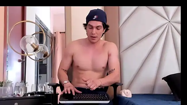 Karimferrer online show from 12/10/24, 07:26