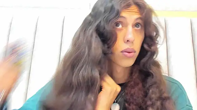 FreyaMoller online show from 12/26/24, 07:16