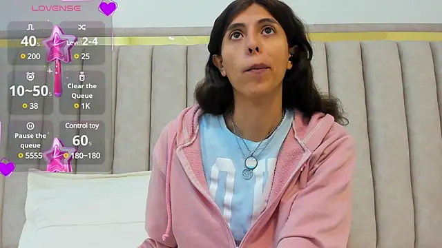 FreyaMoller online show from 01/25/25, 07:07