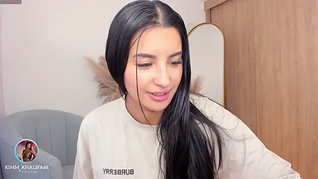 Kimm khalifa online show from 10/22/25, 08:52