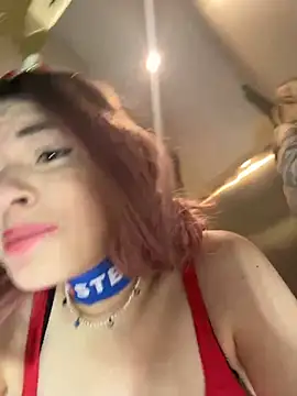 Snapshot of Times__Square chatting on 12/21/24, 03:31 Times Square online show from 12/21/24, 03:31