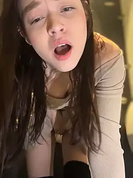 Snapshot of Times__Square chatting on 02/07/25, 07:18 Times Square online show from 02/07/25, 07:18