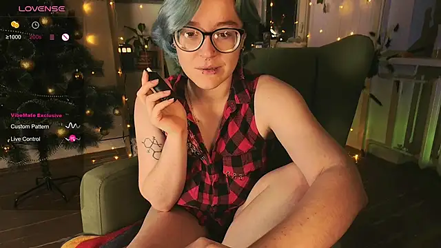 alisahug online show from 12/06/24, 05:22