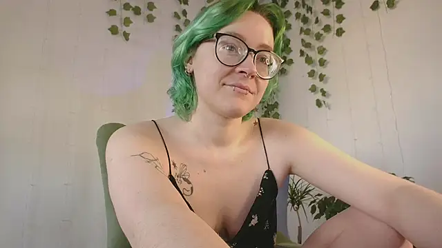 alisahug online show from 01/15/25, 07:05