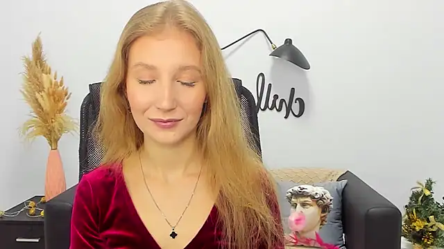 LolaWilsons online show from 01/06/25, 10:13