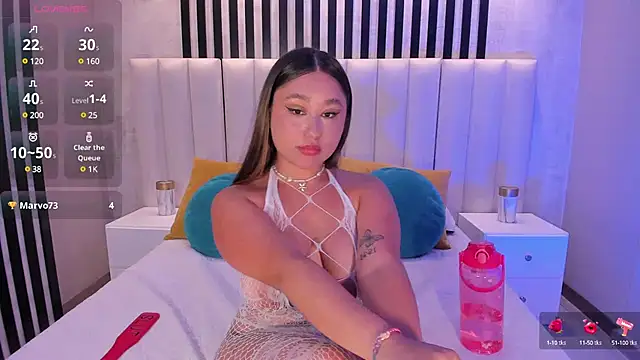 SamanthaConnor  online show from 02/07/25, 01:04