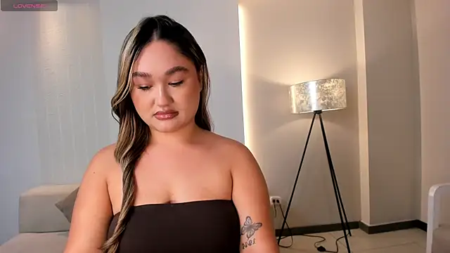SamanthaConnor  online show from 10/05/25, 11:24