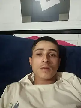 Snapshot of jhonvillada chatting on 11/23/25, 02:55 jhonvillada online show from 11/23/25, 02:55