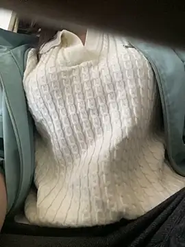 Snapshot of Tuongvy05 chatting on 11/25/25, 07:30 Tuongvy05 online show from 11/25/25, 07:30