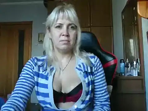 IrinaB1 online show from 11/14/25, 07:07