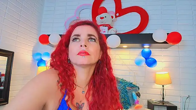 Snapshot of HannaBrave chatting on 02/14/25, 03:47 HannaBrave online show from 02/14/25, 03:47