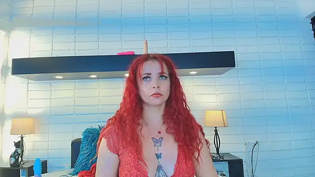 Snapshot of HannaBrave chatting on 03/18/25, 05:42 HannaBrave online show from 03/18/25, 05:42