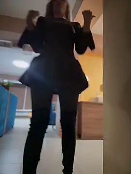 Snapshot of Crazy-Rosa chatting on 02/08/25, 03:31 Crazy-Rosa online show from 02/08/25, 03:31