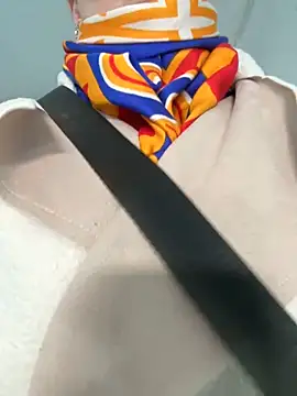 Snapshot of Crazy-Rosa chatting on 02/14/25, 06:34 Crazy-Rosa online show from 02/14/25, 06:34