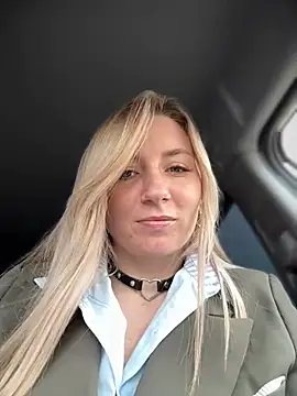 Snapshot of Crazy-Rosa chatting on 03/07/25, 08:34 Crazy-Rosa online show from 03/07/25, 08:34