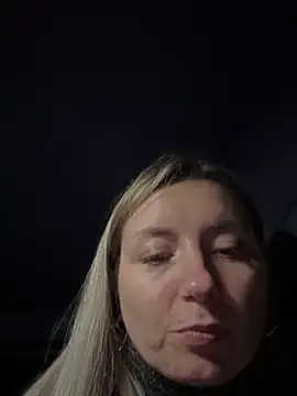 Snapshot of Crazy-Rosa chatting on 03/13/25, 02:01 Crazy-Rosa online show from 03/13/25, 02:01